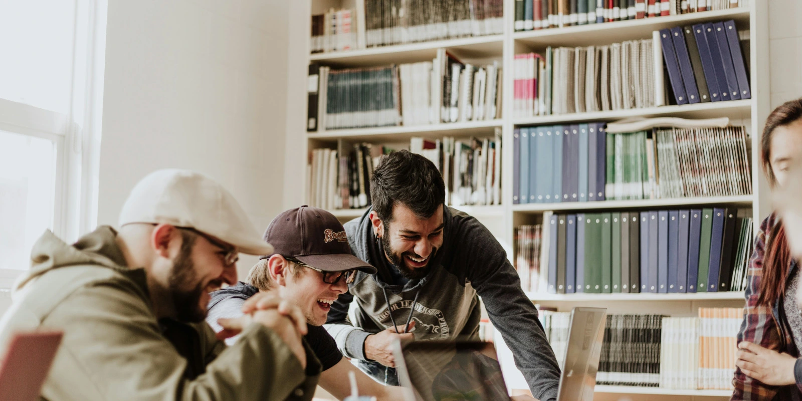 Études Anthropologiques : Approches Qualitatives et Quantitatives